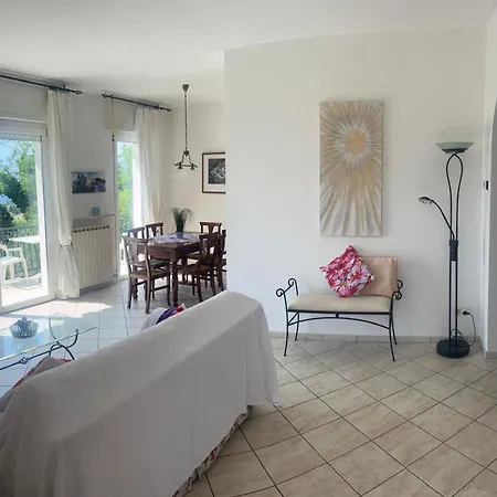 Eden 1 Apartment Bardolino